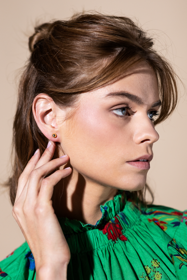 Luz Stud Earrings