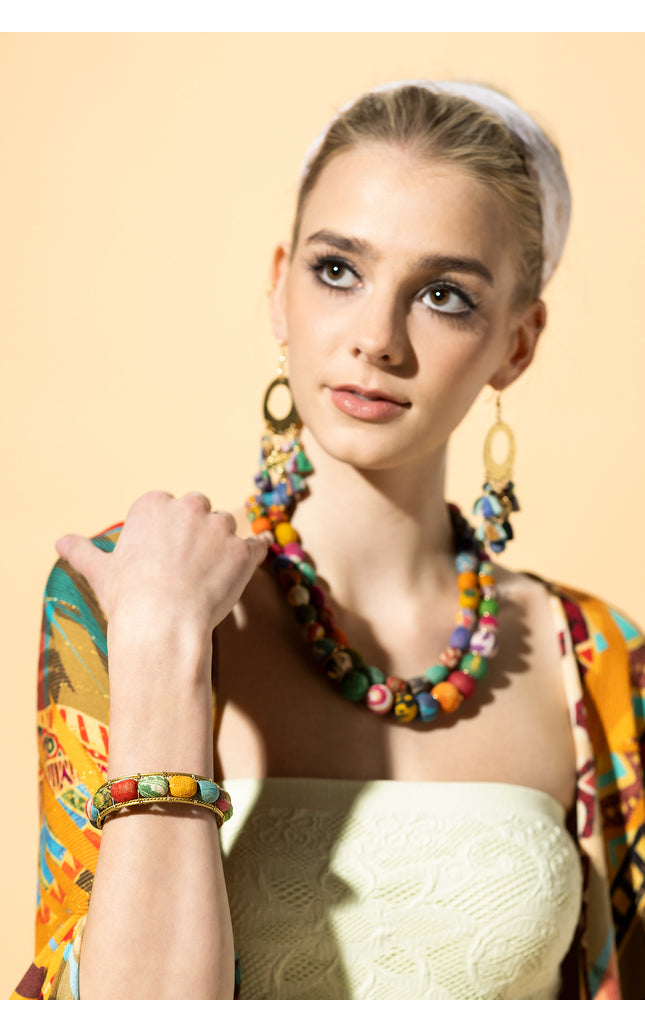 Vibrant Harmony Wire Bracelet