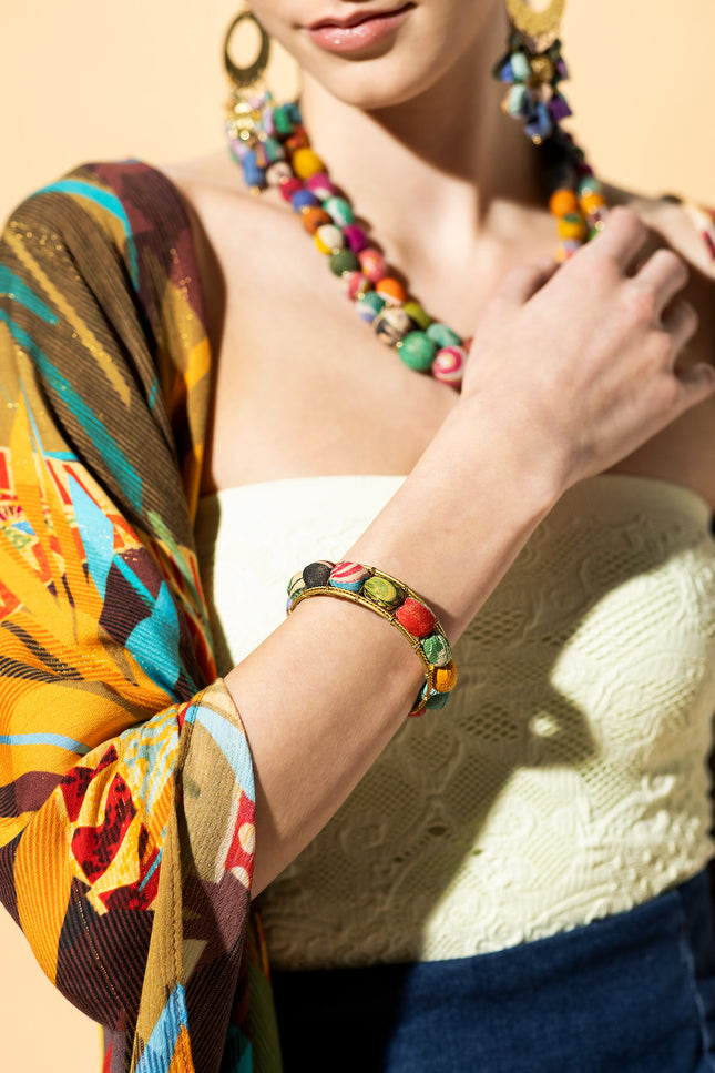 Vibrant Harmony Wire Bracelet