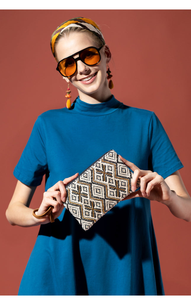 Diamond Dusk Jacquard Clutch