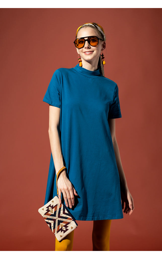 Nomad's Narrative Clutch