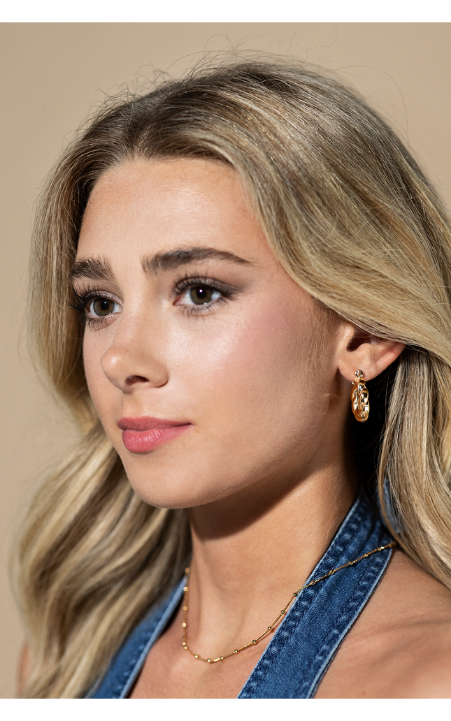 Solace Twist Hoop Earring