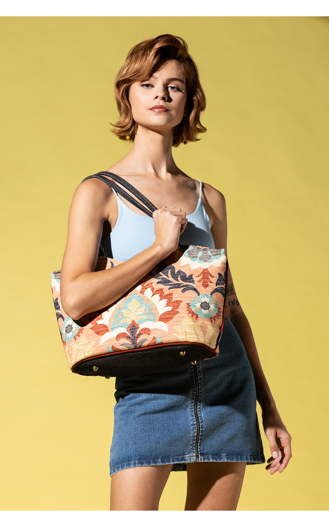 Santa Monica Lolita Handbag with Matching Pouch