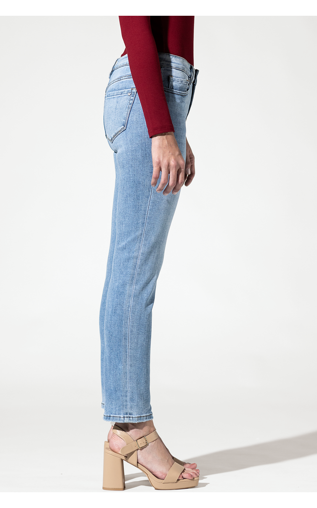 Mid Rise Straight
