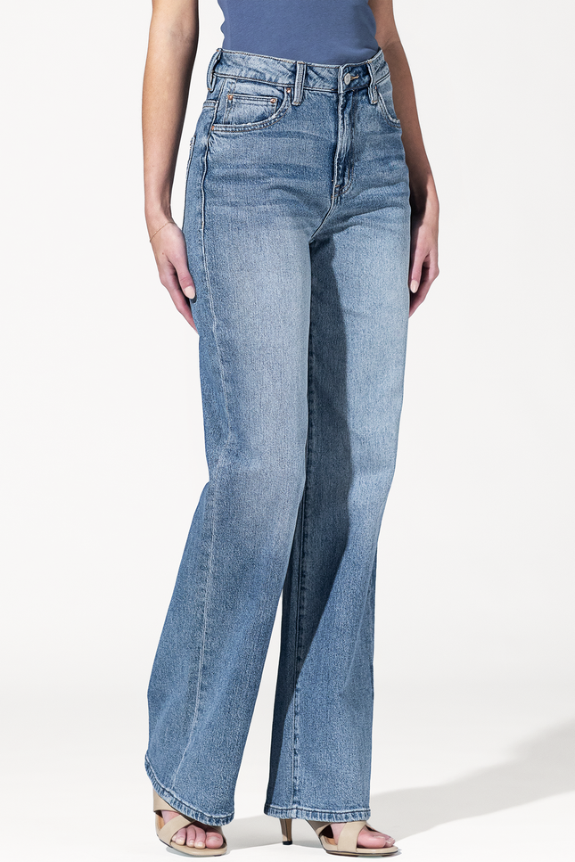 Super High Rise Wide Leg Jean
