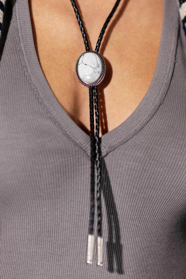 White Buffalo Sawtooth Bolo Tie