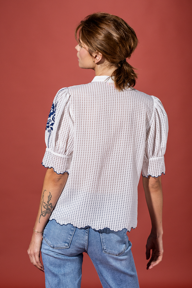 Savannah Sunshine Embroidered Top