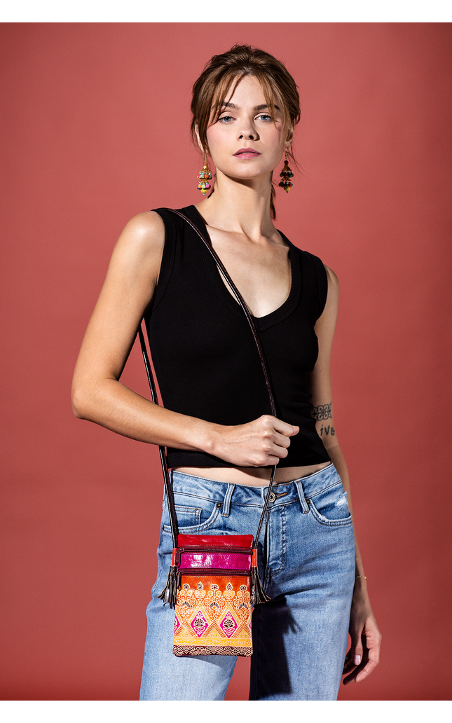 Magenta Wanderer Bag