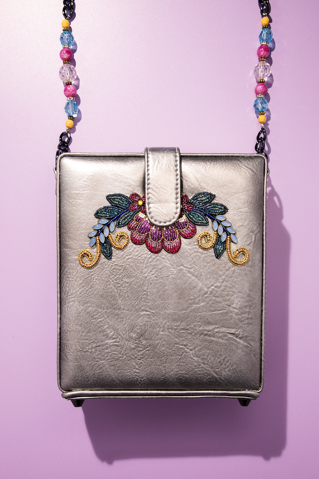 Sitting Pretty Parrot Handbag