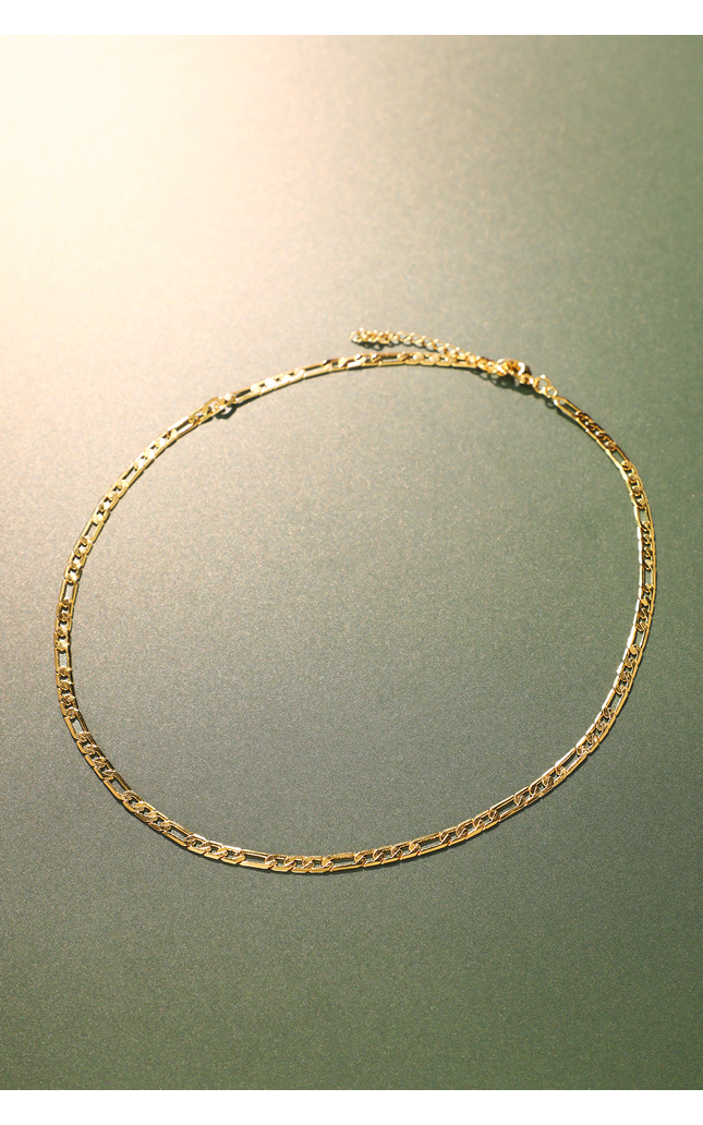 Lucero Chain Link Necklace