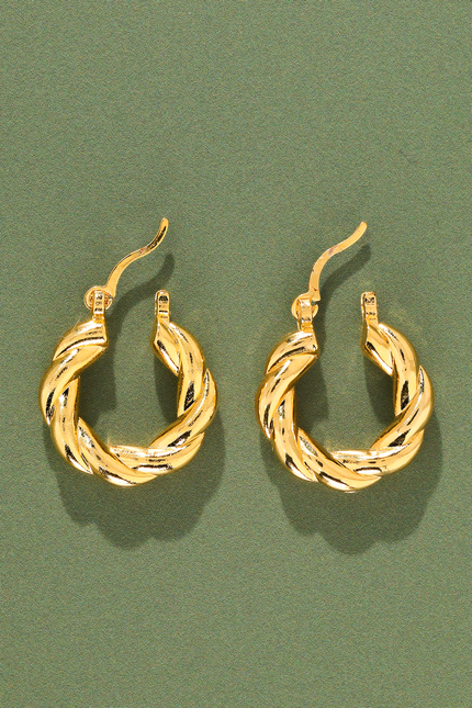 Solace Twist Hoop Earring