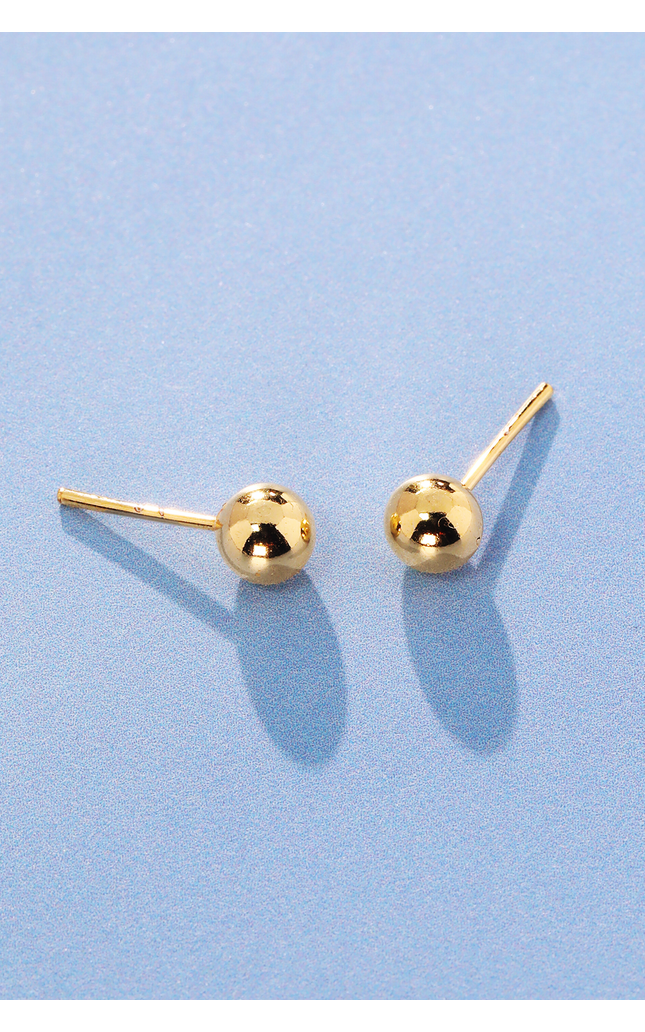 Dottie Stud Earrings