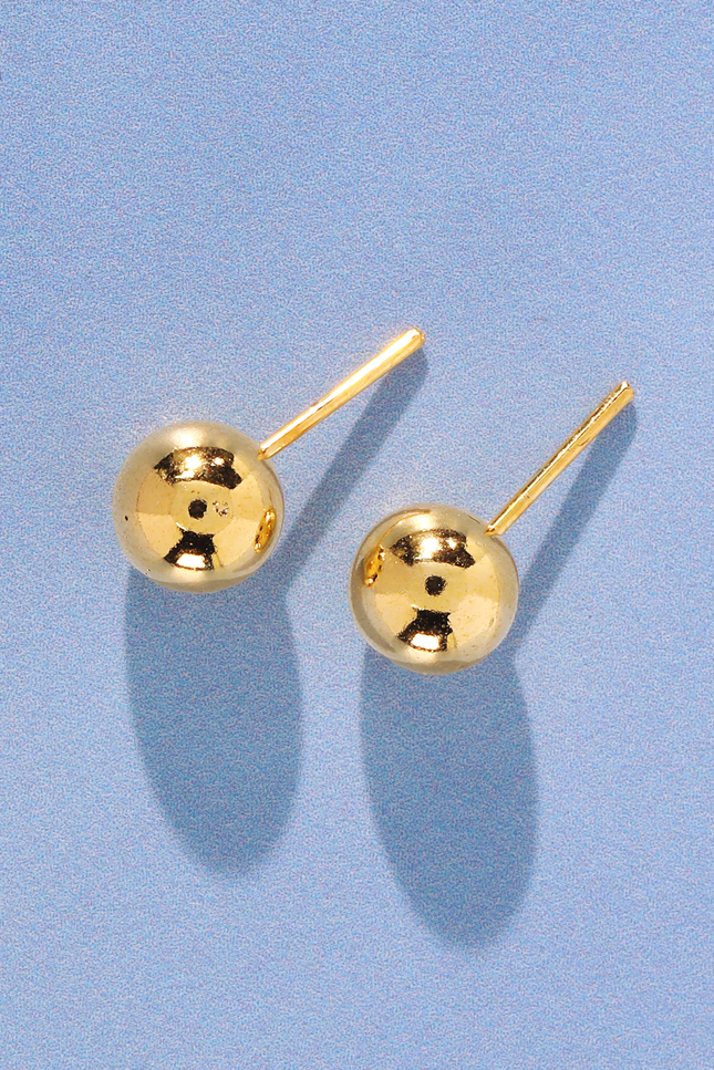 Loma Stud Earrings