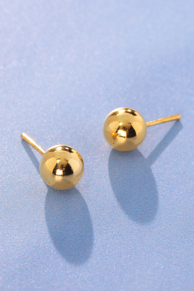 Loma Stud Earrings