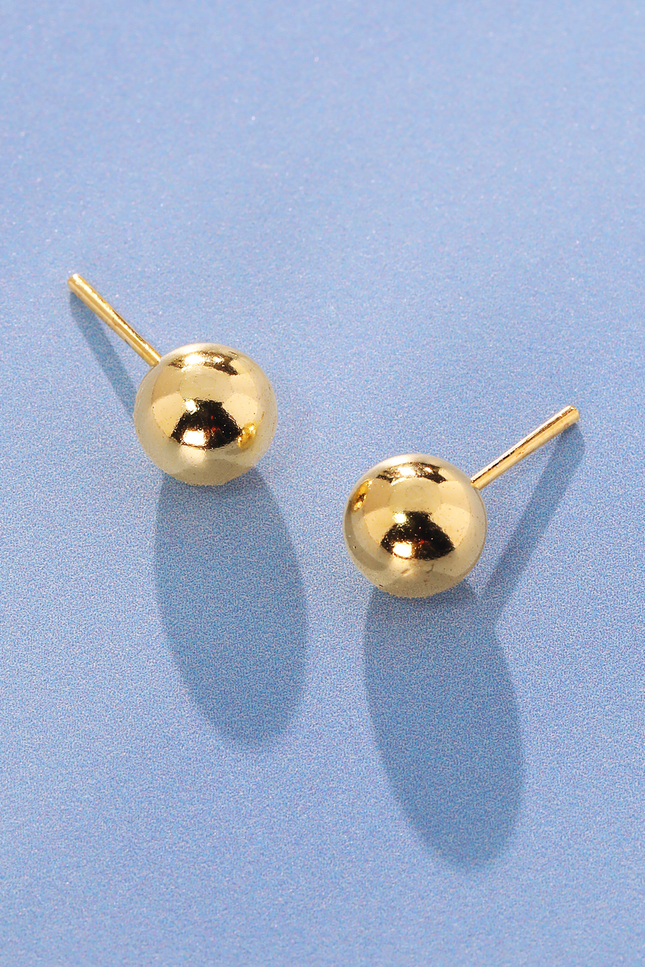 Loma Stud Earrings