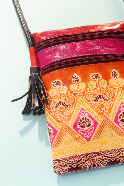 Magenta Wanderer Cellphone Bag