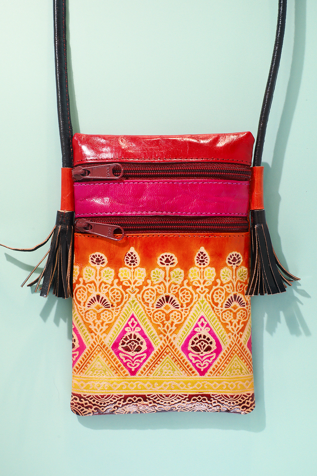 Magenta Wanderer Cellphone Bag