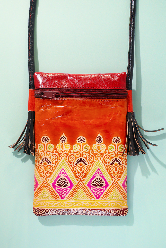 Magenta Wanderer Cellphone Bag