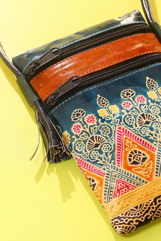 Indigo Nomad Cellphone Bag