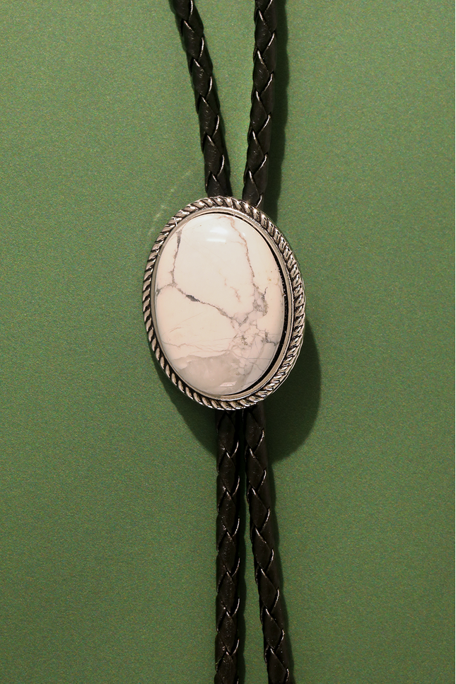 White Buffalo Sawtooth Bolo Tie