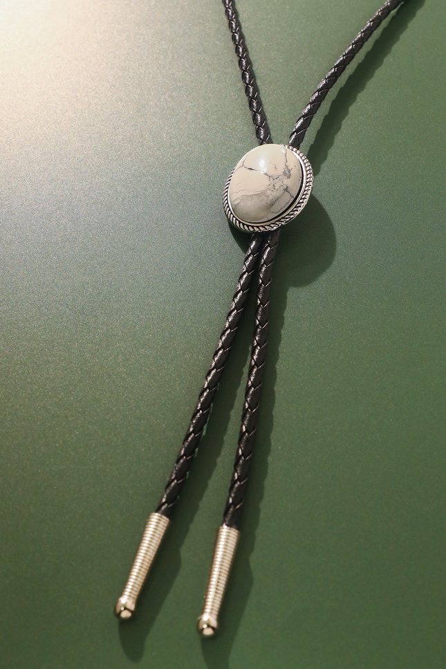 White Buffalo Sawtooth Bolo Tie
