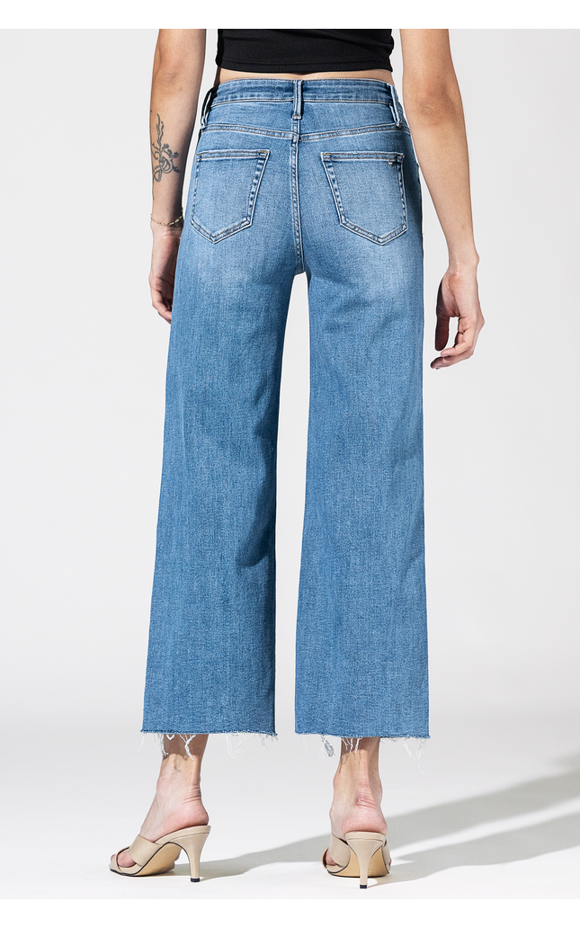 The Easy Days Crop Jean