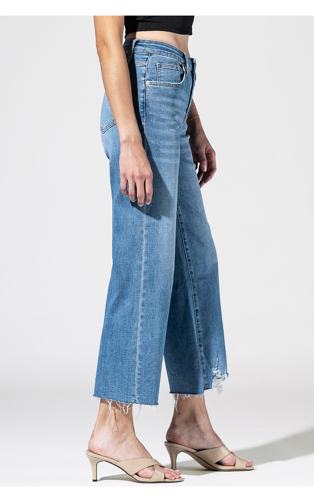 The Easy Days Crop Jean